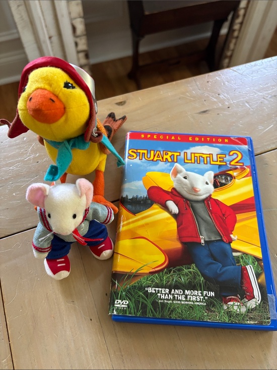 Other - Stuart Little and Margalo plush set with Stuart Little 2 Special Edition DVD